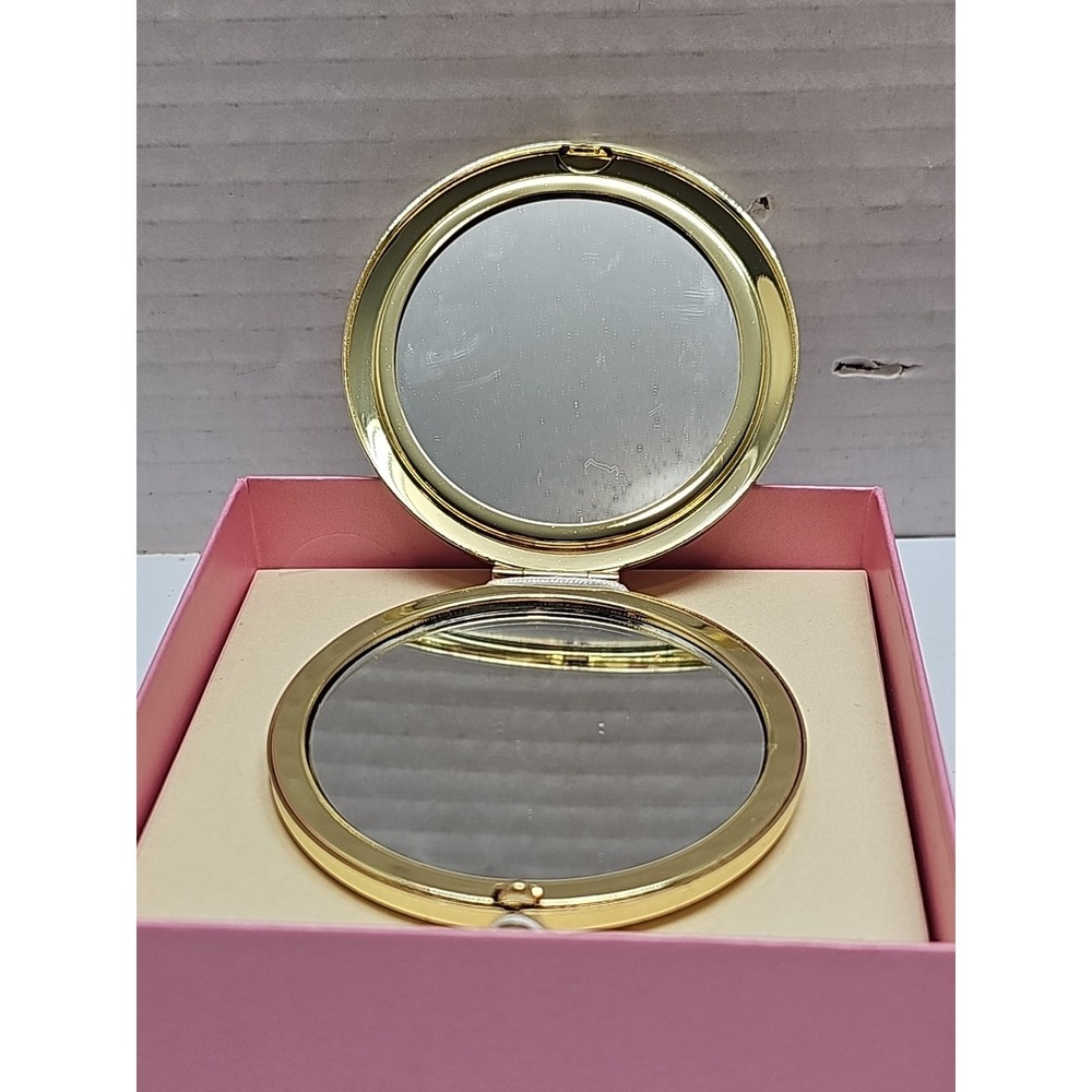 New In Box Monet Gold And Rhinestone "Mama" Mirror Compact‎ - Picture 3 of 4